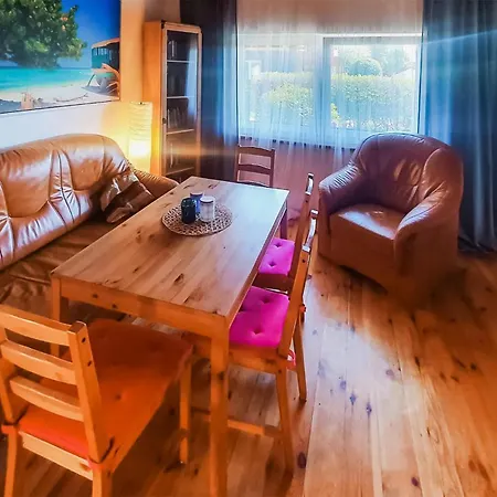 5 Bedroom Cozy In Rowy רובי